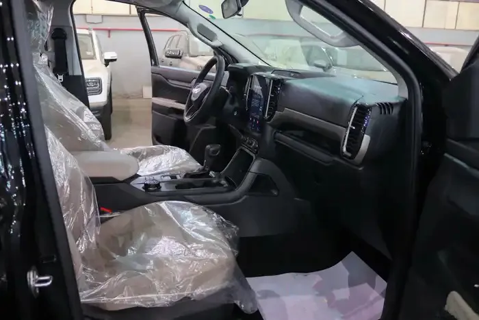 2025 Ford Everest XLS 