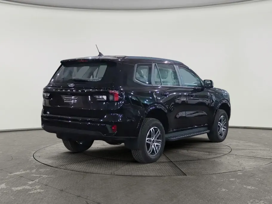 2025 Ford Everest XLS 