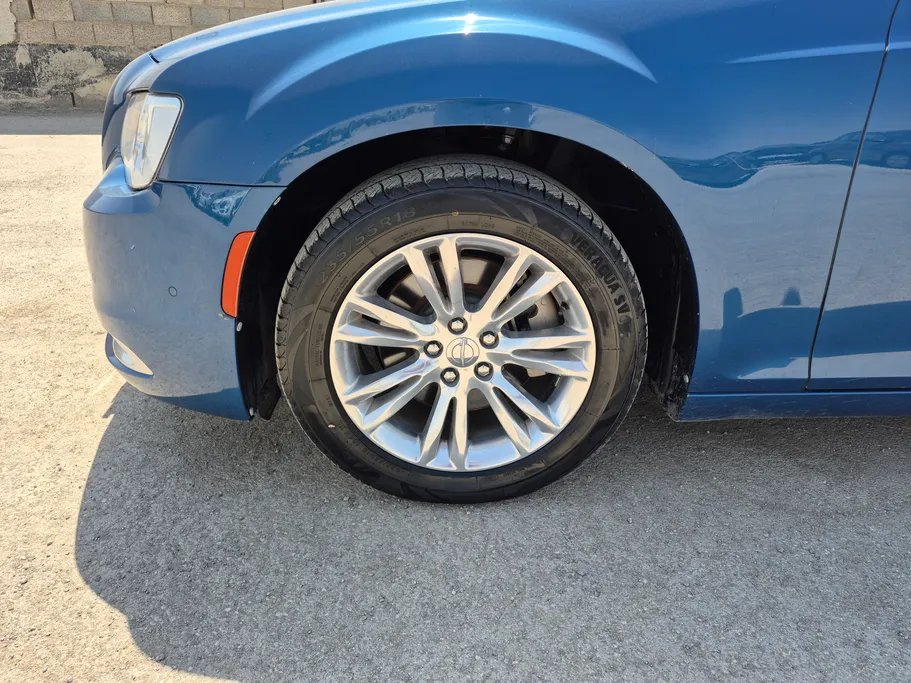 2021 Chrysler 300 LIMITED 