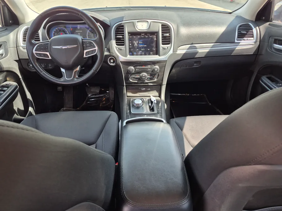 2021 Chrysler 300 LIMITED 