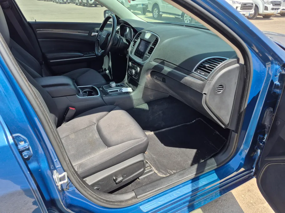 2021 Chrysler 300 LIMITED 