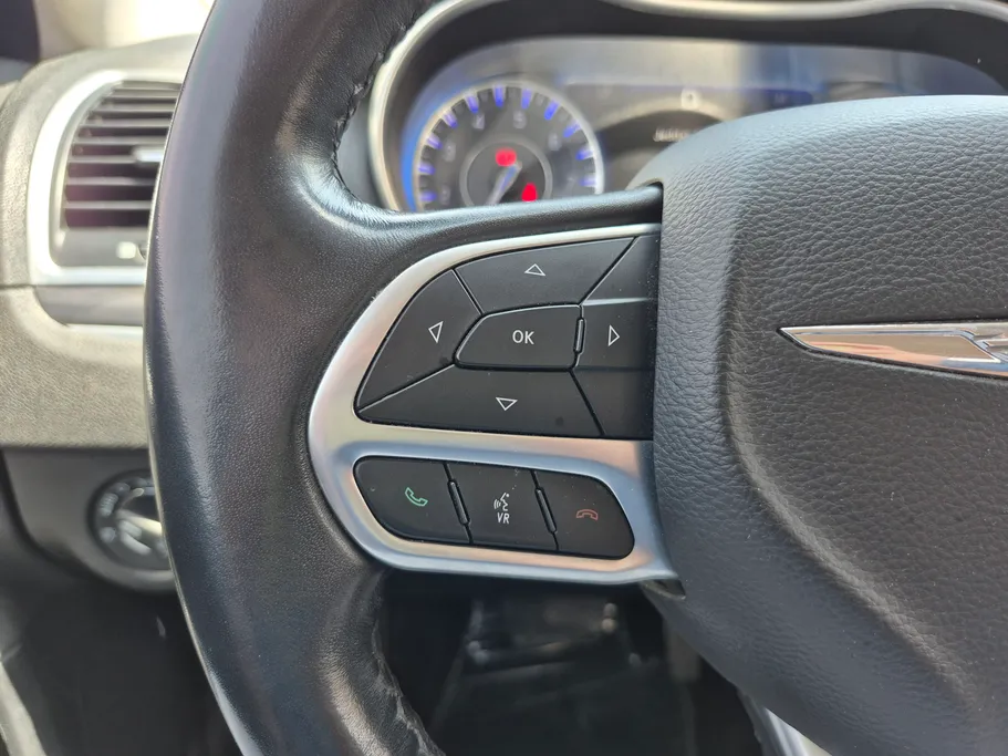 2021 Chrysler 300 LIMITED 