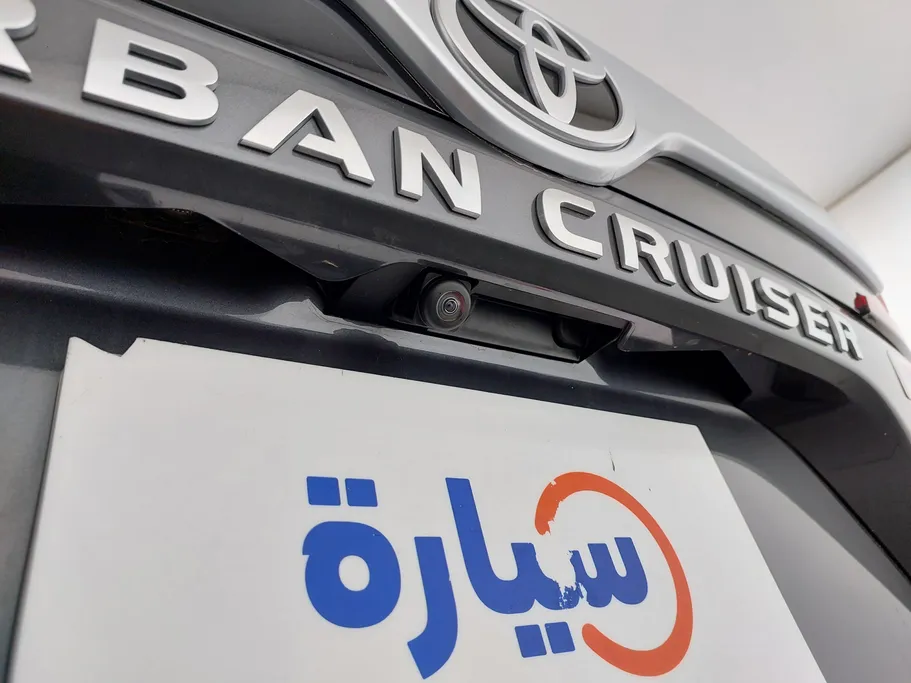 تويوتا أوربان كروزر GLX 2025 