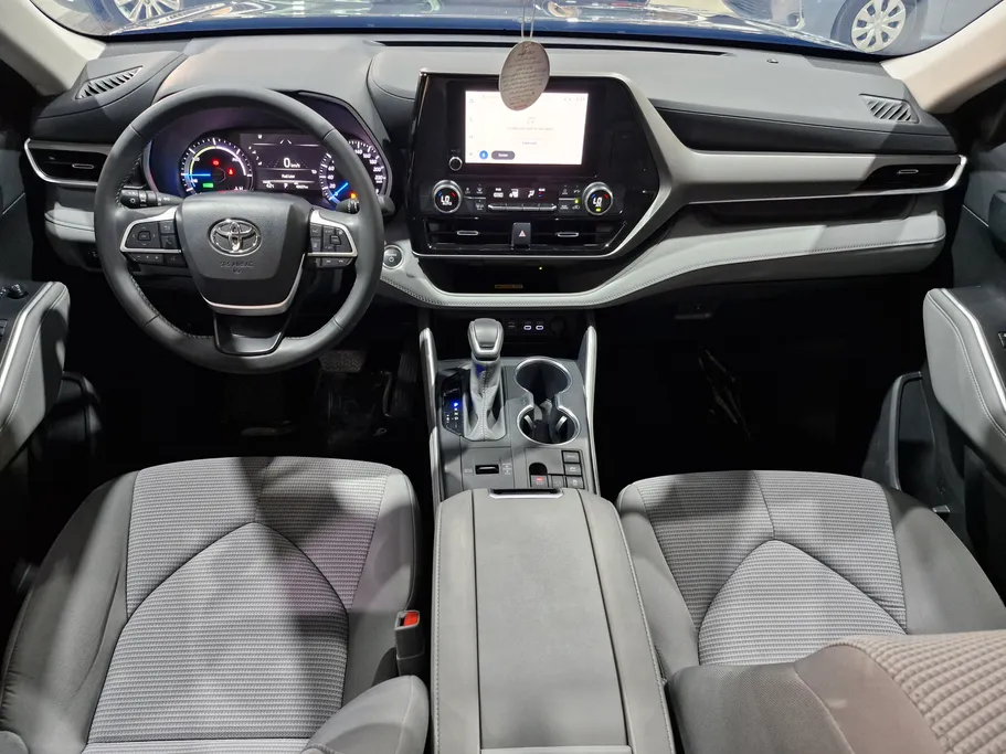 2024 Toyota Highlander GLE 