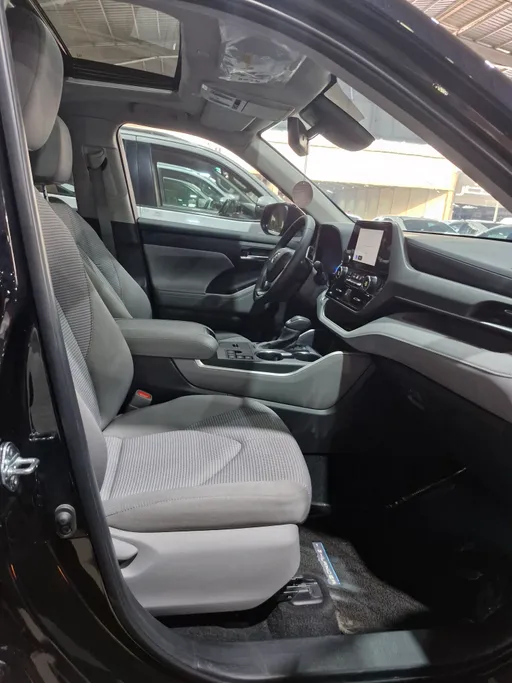 2024 Toyota Highlander GLE 