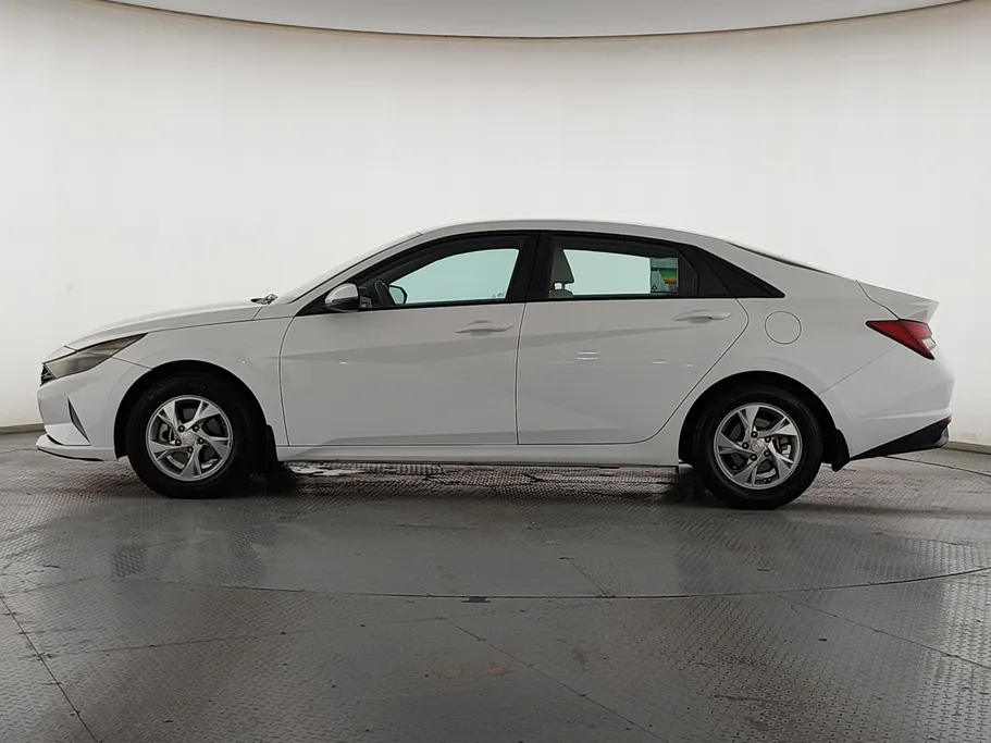 2023 Hyundai Elantra Fleet 