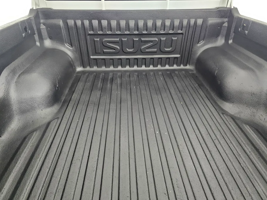 ايسوزو دي ماكس Double Cab 2023 