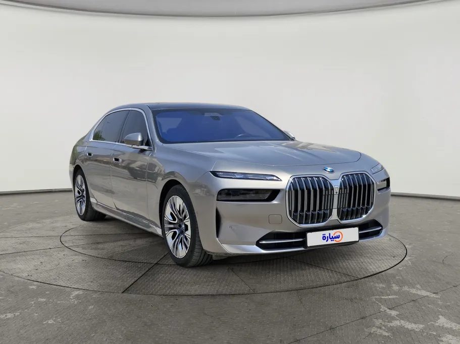 2024 BMW 7 Series 735i 