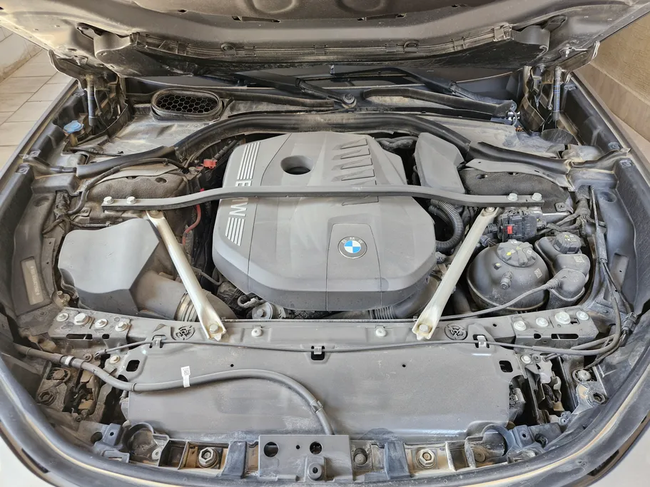 2024 BMW 7 Series 735i 