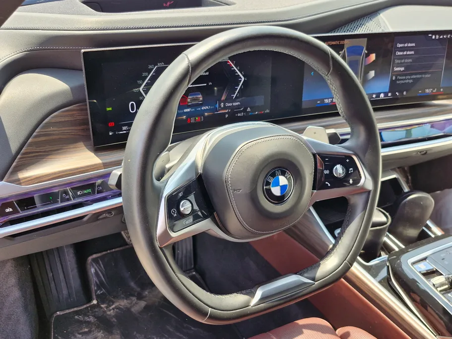 2024 BMW 7 Series 735i 