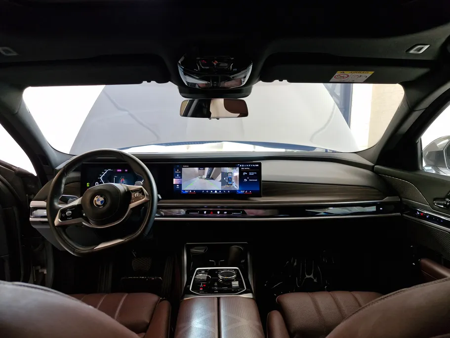 2024 BMW 7 Series 735i 