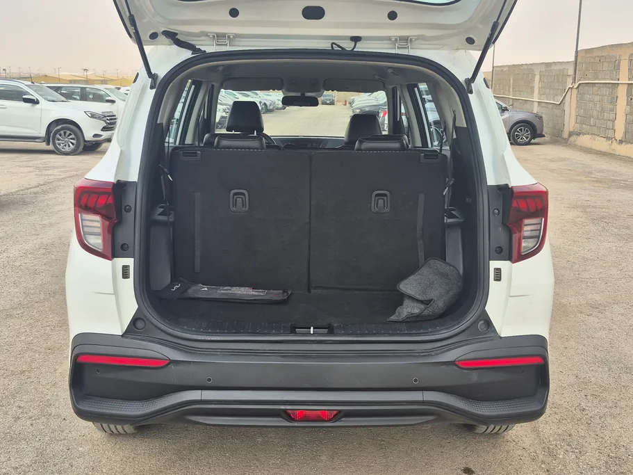 2023 Kia Carens LX S1 