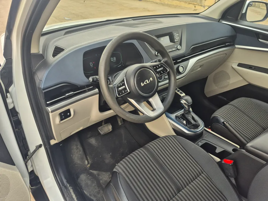 2023 Kia Carens LX S1 