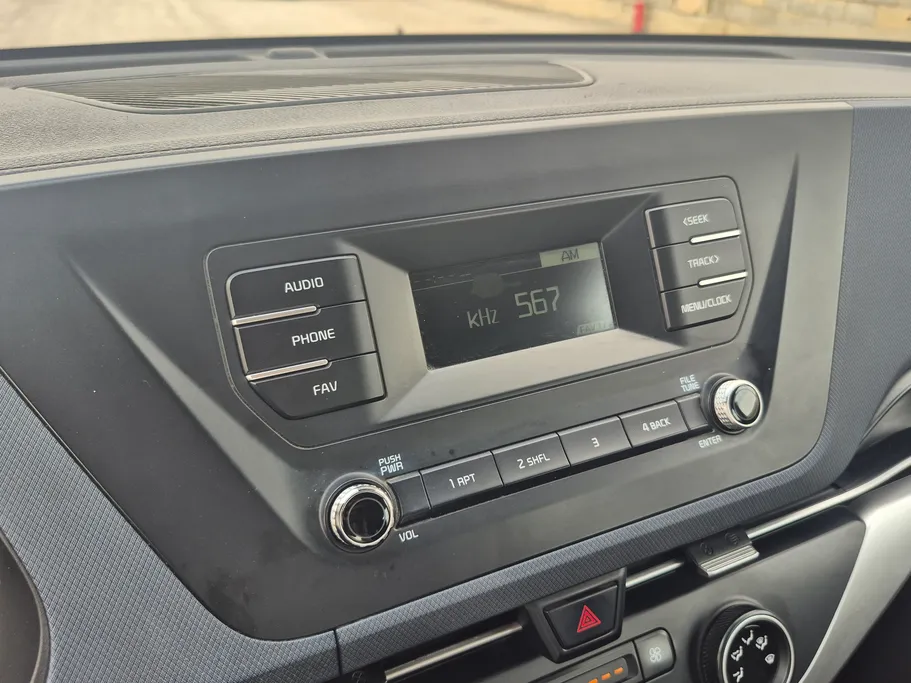 2023 Kia Carens LX S1 