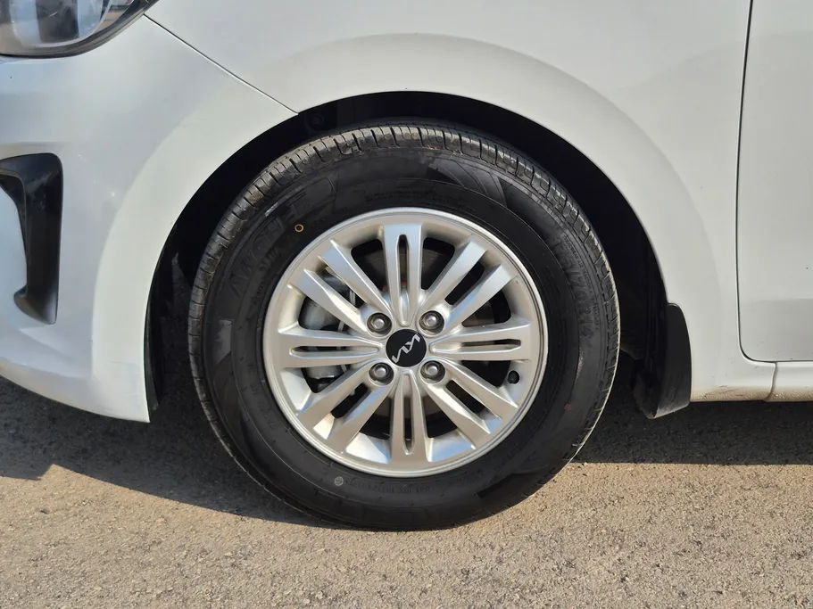 2023 Kia Pegas GLS 