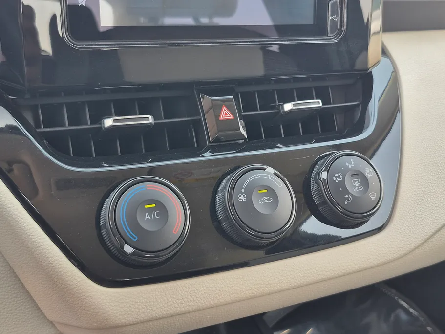 2024 Toyota Corolla XLI 