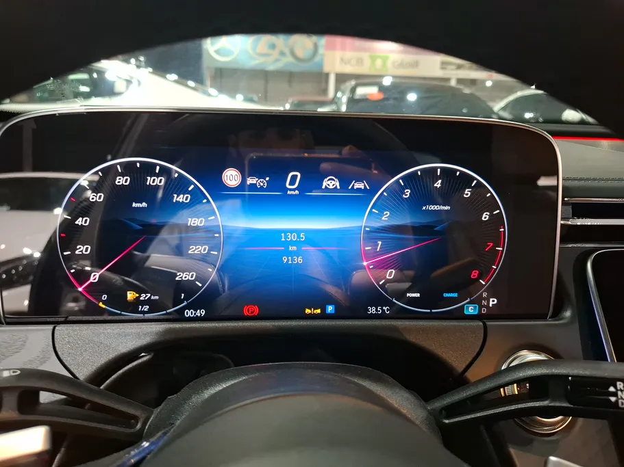 2025 Mercedes E 200 