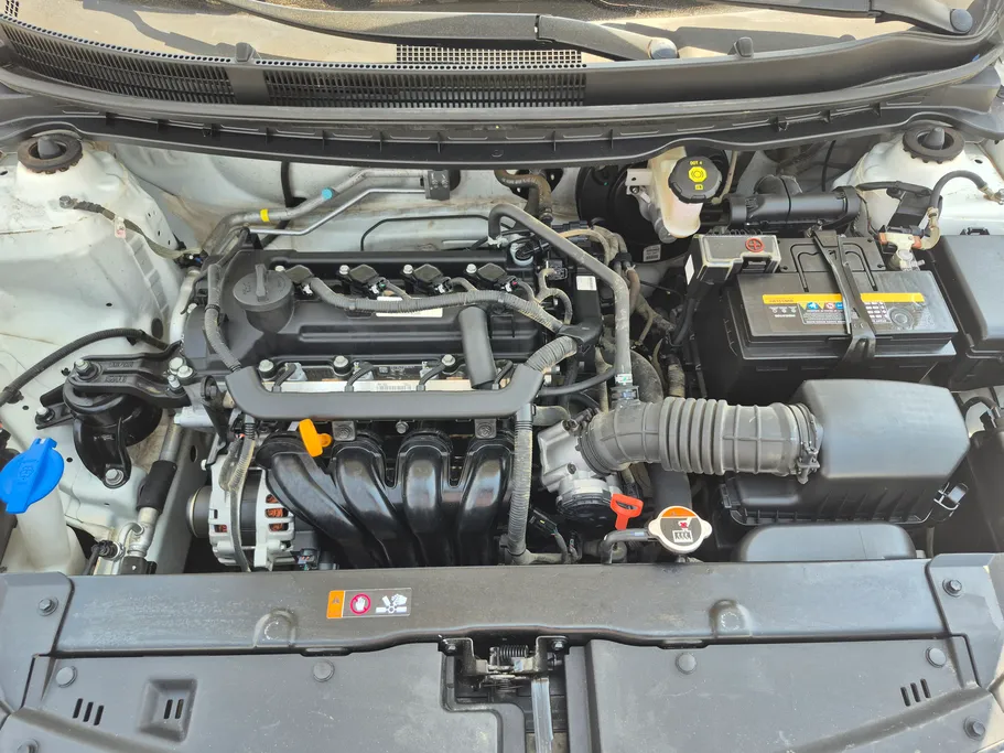 2024 Kia Pegas GL 