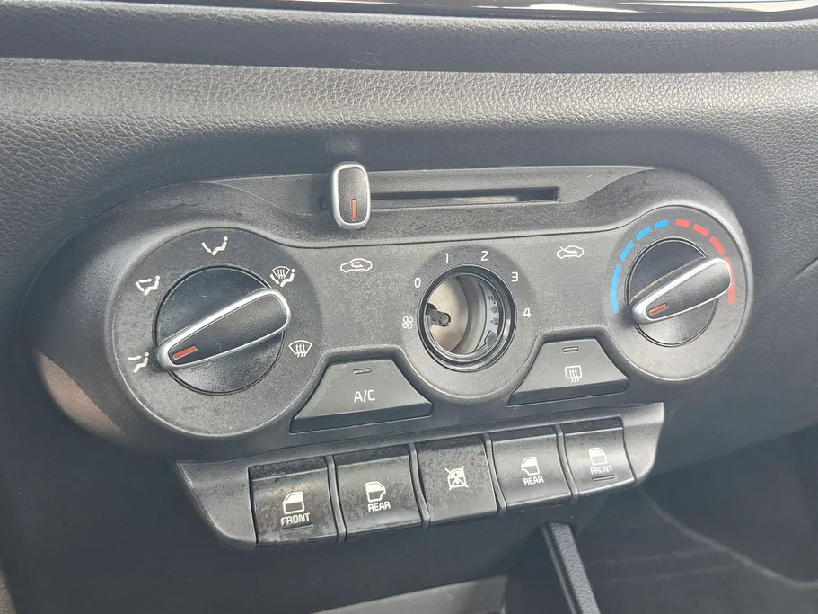 2024 Kia Pegas GL 