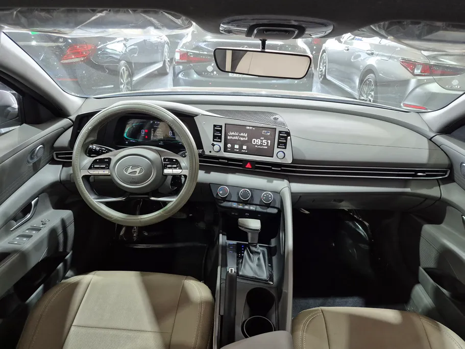 2025 Hyundai Elantra Fleet 