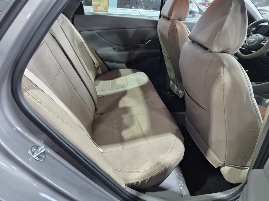 2025 Hyundai Elantra Fleet 
