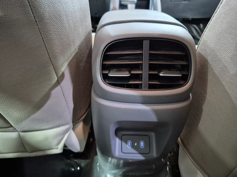 2025 Hyundai Elantra Fleet 