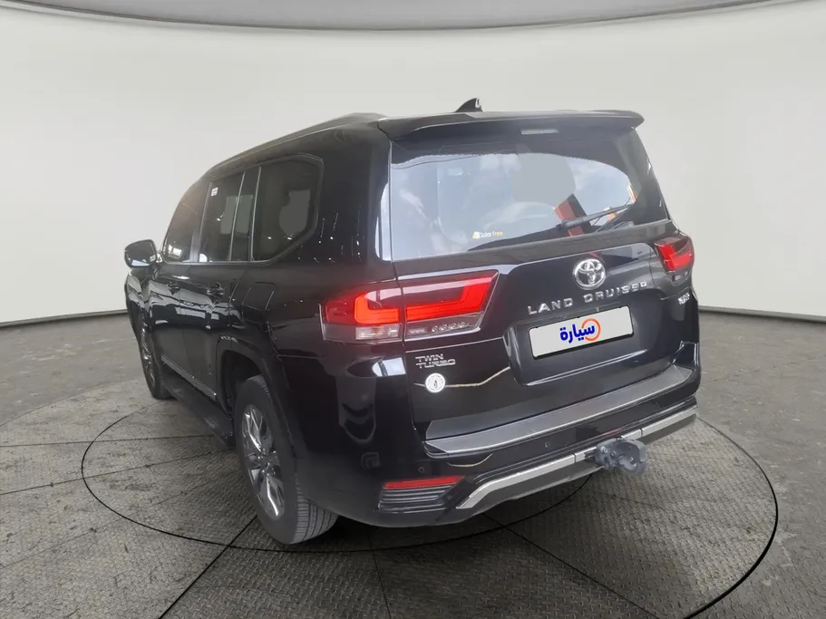 تويوتا لاندكروزر GXR4 2025 
