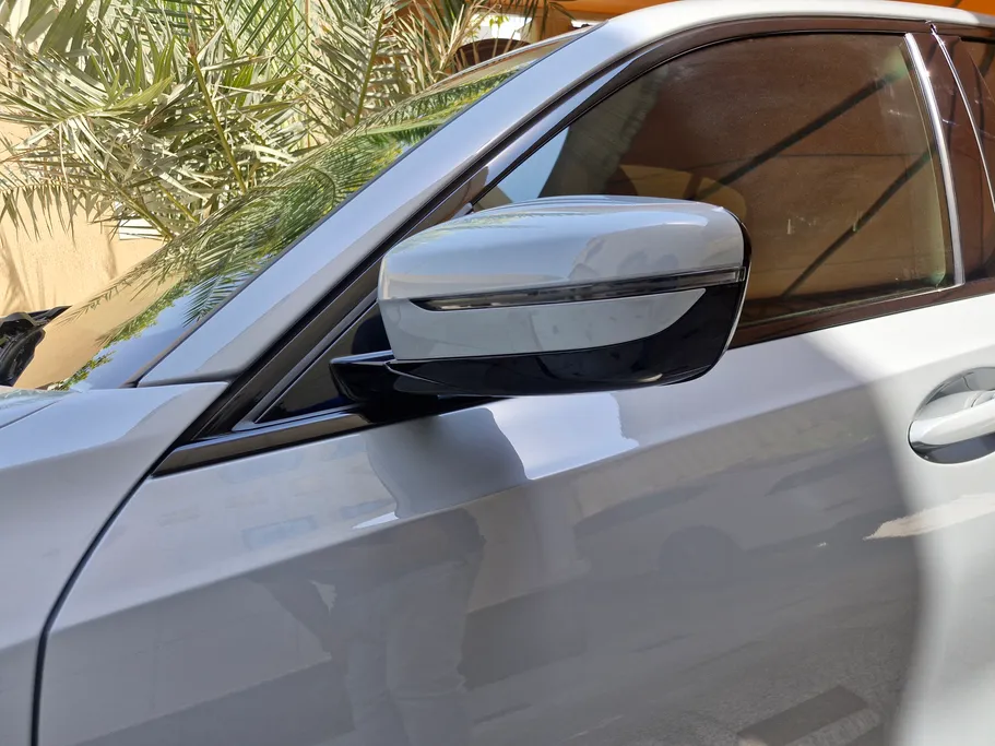 بي ام دبليو الفئة الثالثة 320i  2026 