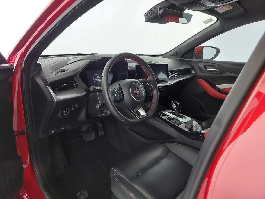 2022 MG GT LUX 