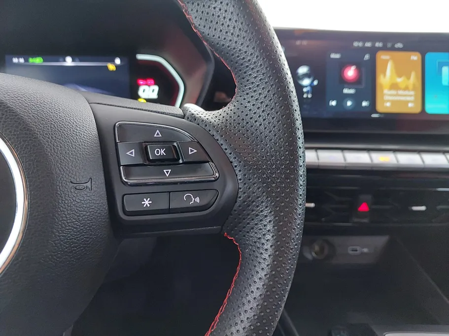 2022 MG GT LUX 