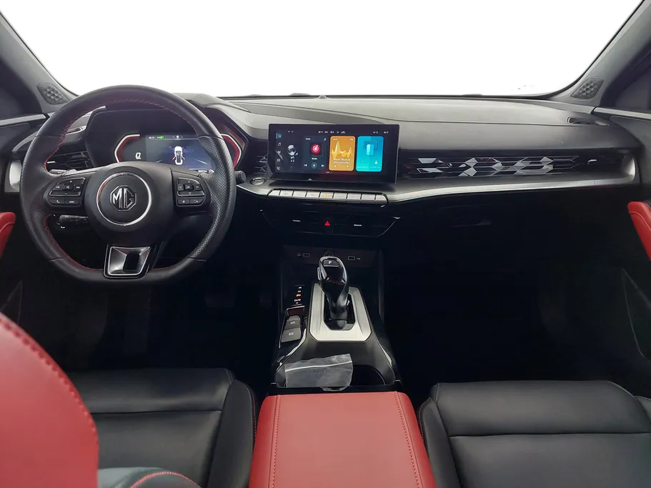 2022 MG GT LUX 
