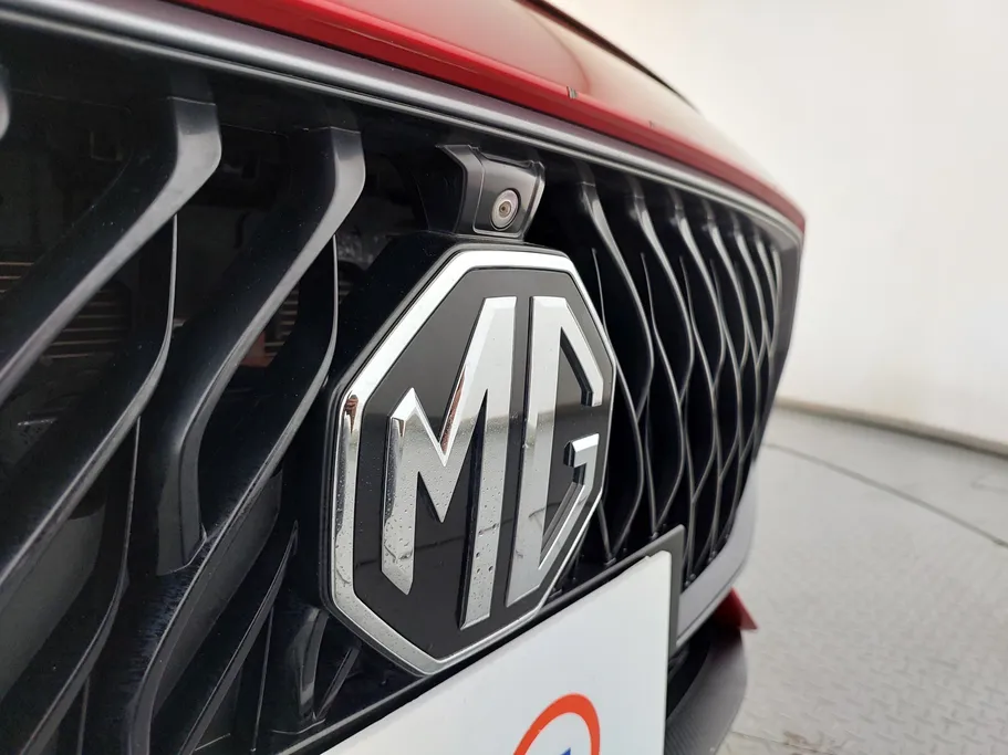 2022 MG GT LUX 