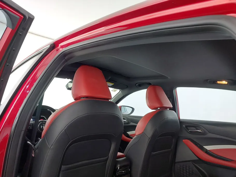 2022 MG GT LUX 