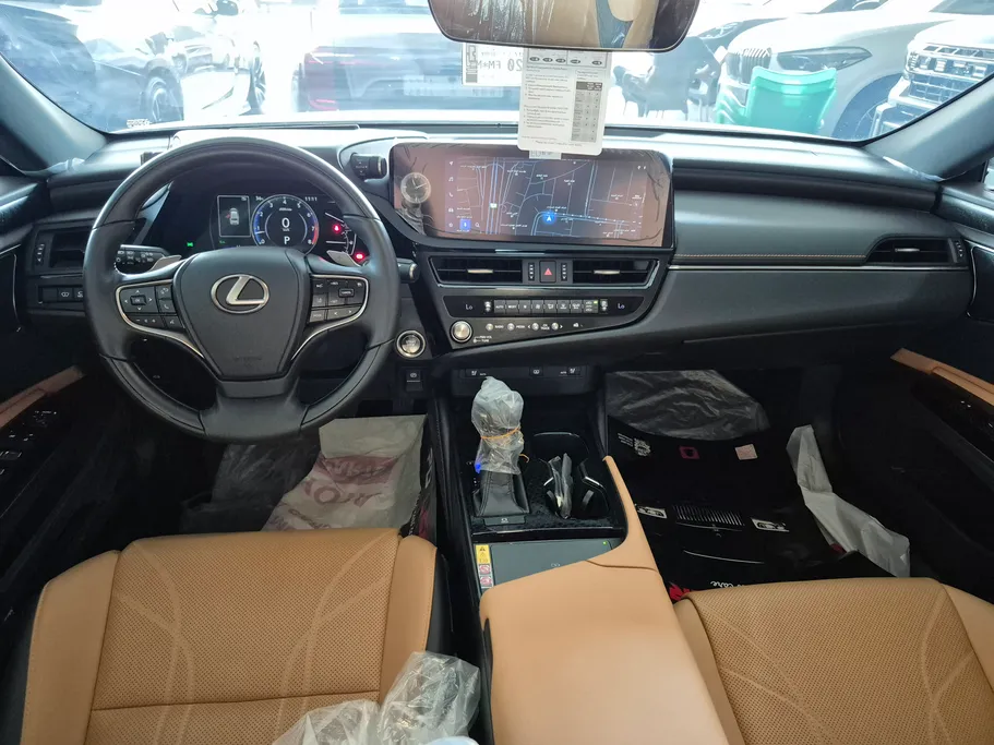 2025 Lexus ES 350 DD 