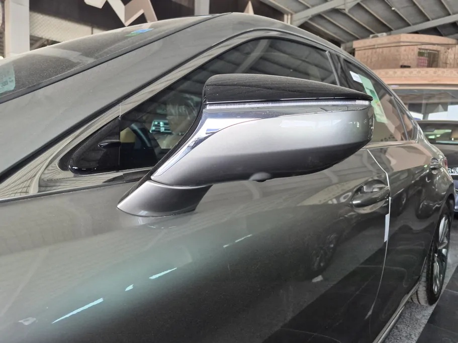 2025 Lexus ES 350 DD 