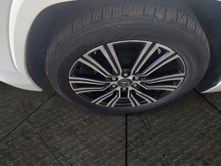 لكزس LX 600 2024 