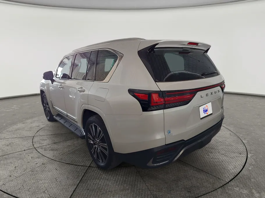 2024 Lexus LX 600 