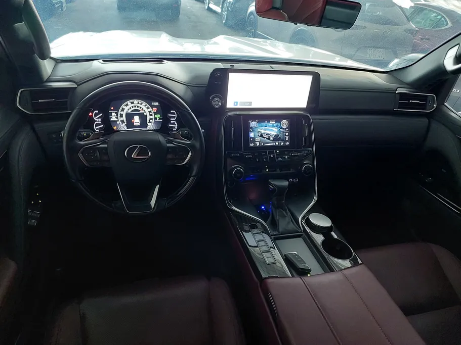 لكزس LX 600 2024 