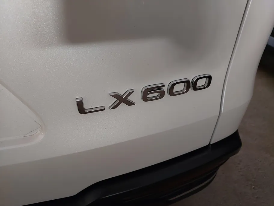 لكزس LX 600 2024 