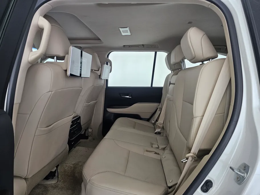 تويوتا لاندكروزر GXR4 2025 