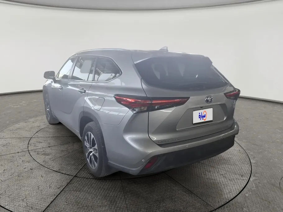 2023 Toyota Highlander GLE 