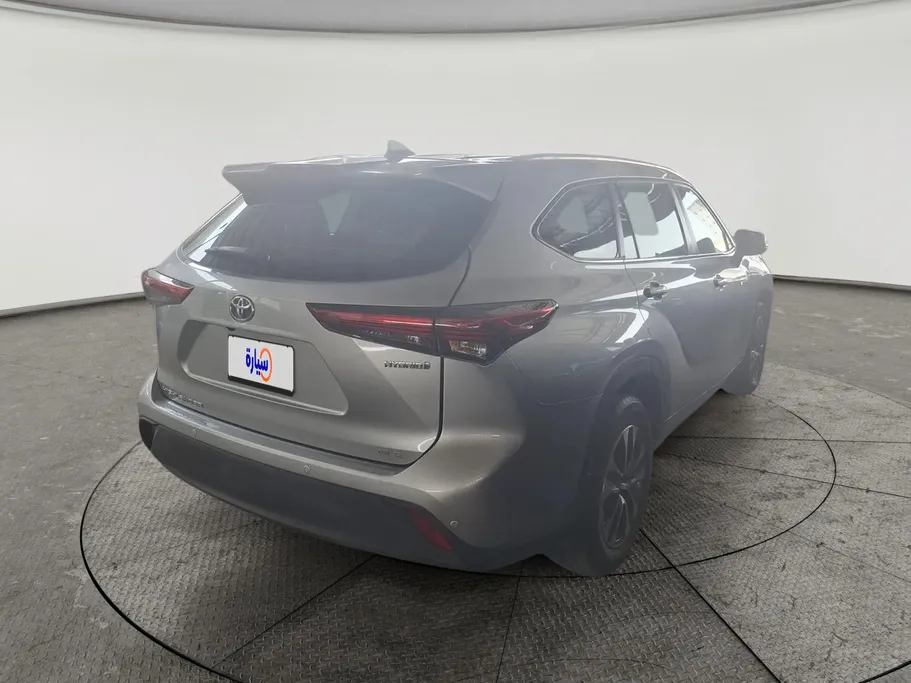 2023 Toyota Highlander GLE 