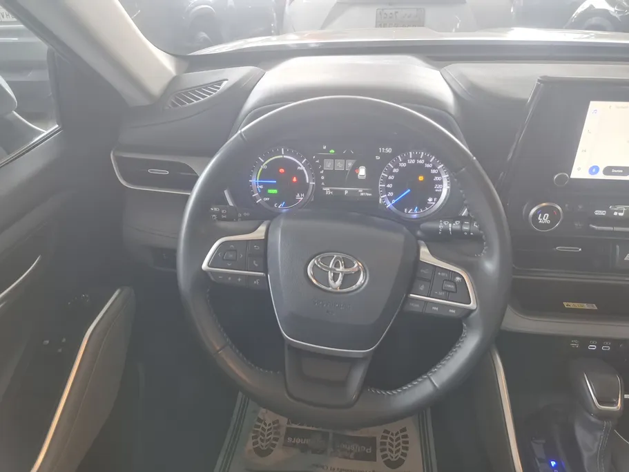 2023 Toyota Highlander GLE 