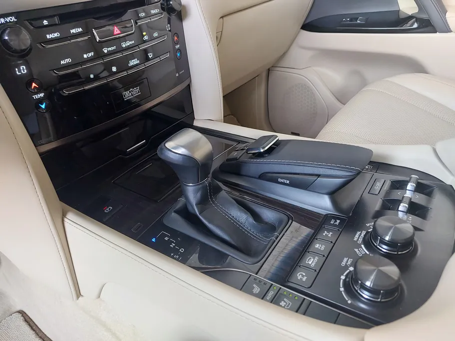 2020 Lexus LX 570 S 
