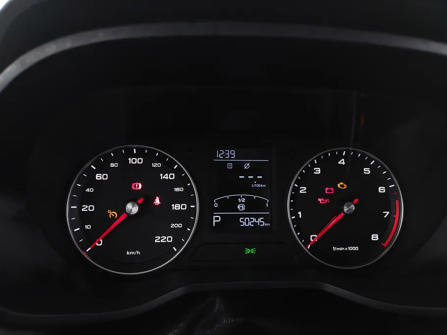 ام جي 5 STD 2023 
