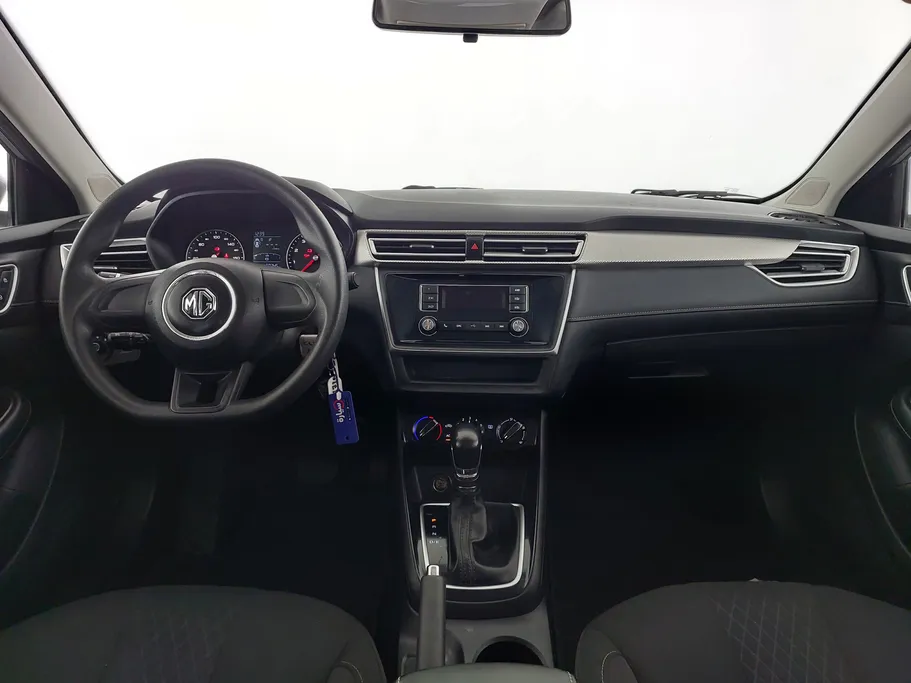 ام جي 5 STD 2023 