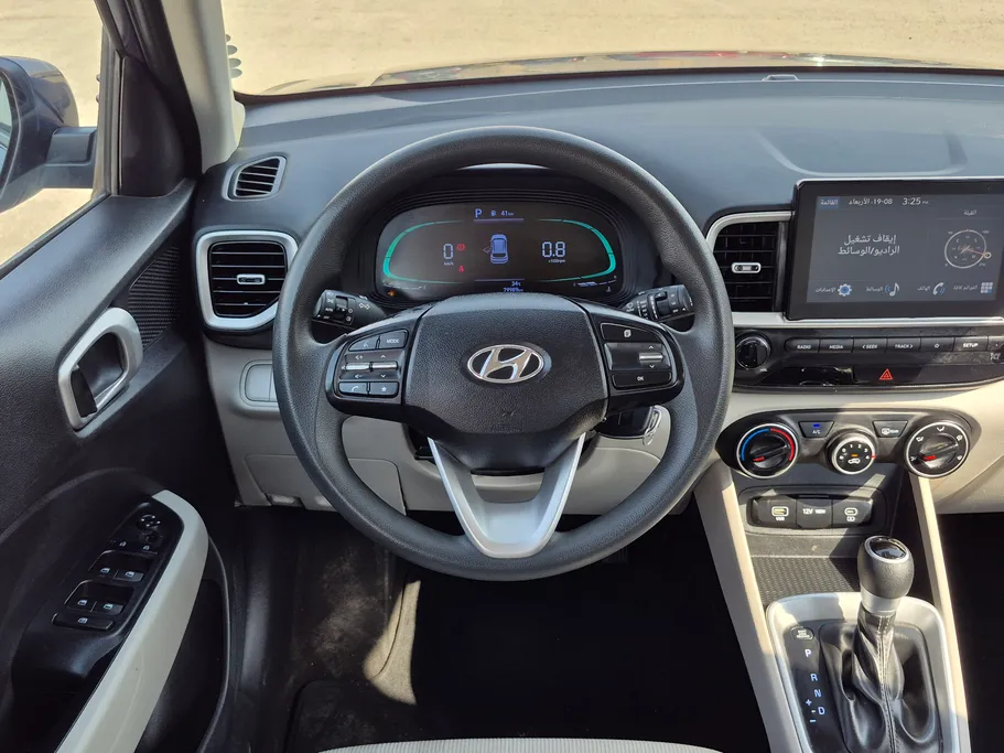 2024 Hyundai Venue Smart 