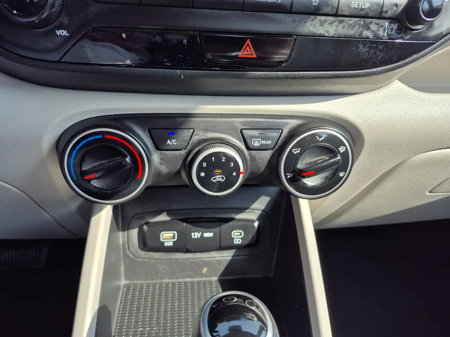 2024 Hyundai Venue Smart 