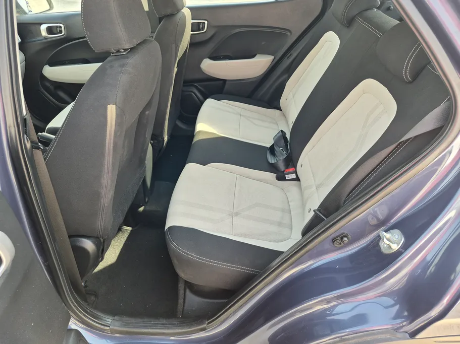2024 Hyundai Venue Smart 