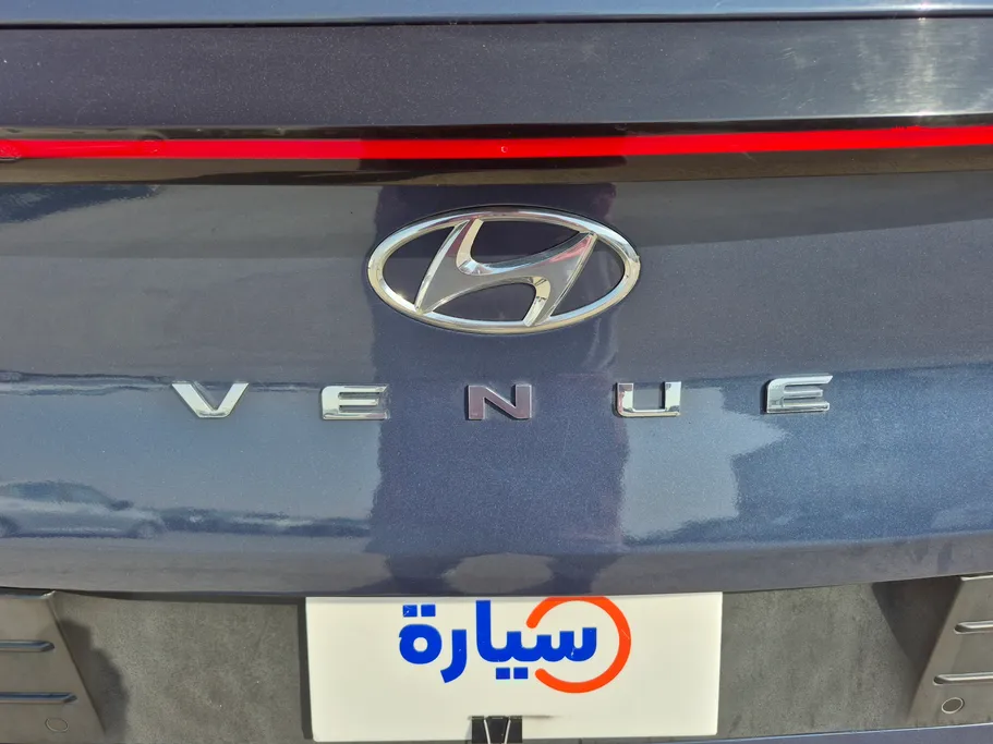 2024 Hyundai Venue Smart 